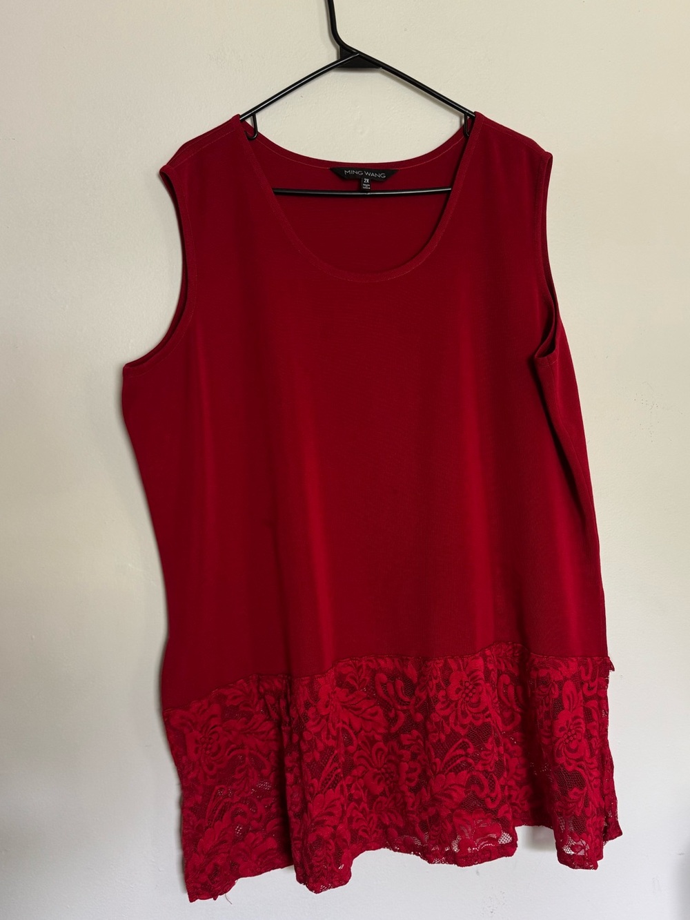 Ming Wang Red Lace-Hem Sleeveless Tank